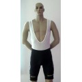 Domina Vacanze 2004 kurze Trägerhose